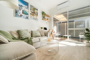 PALMA - Couples Beach Shack!